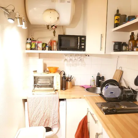 Charming Studio In A Trendy Neighborhood *